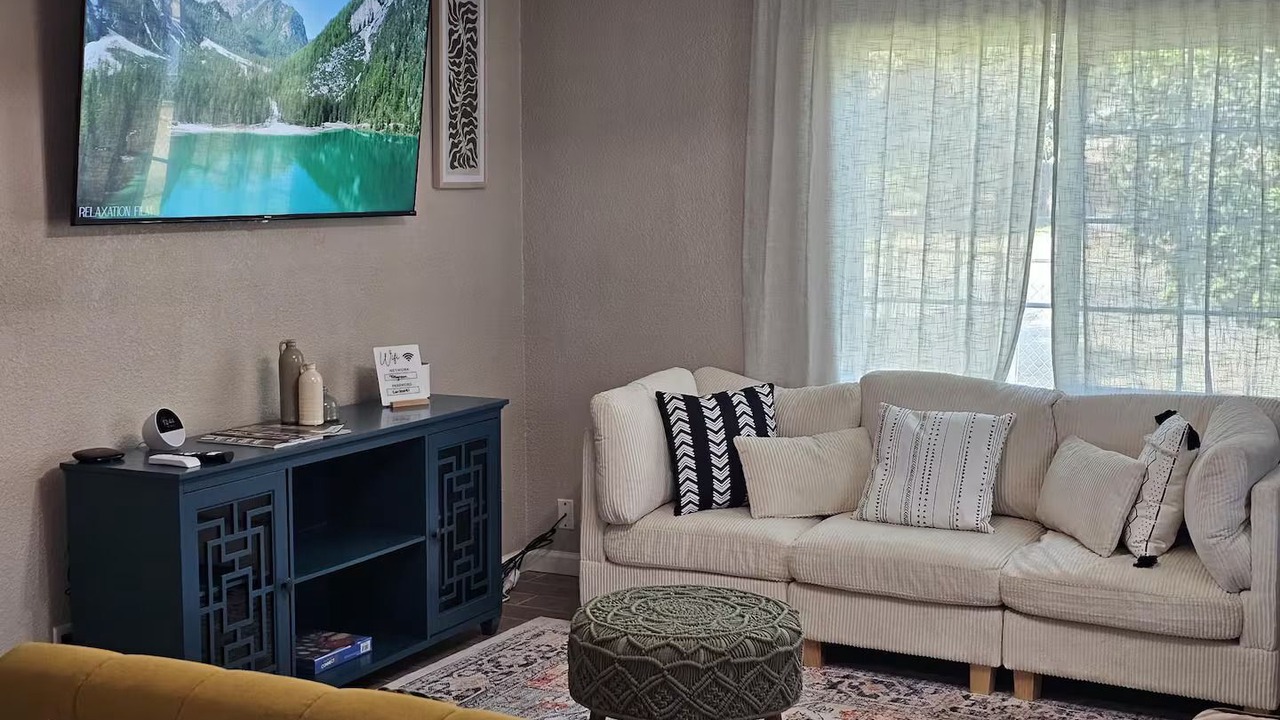Photo of Livingroom in Visalia