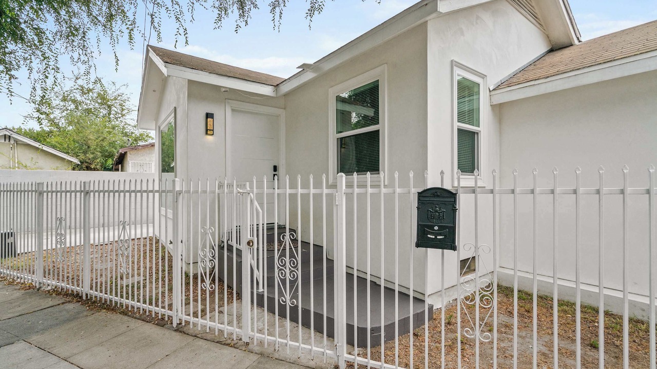 Photo of Outdoor in Park Mesa Heights