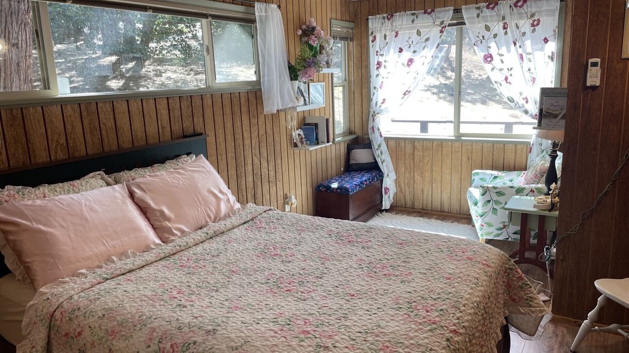 Photo of Bedroom in Camp Nelson