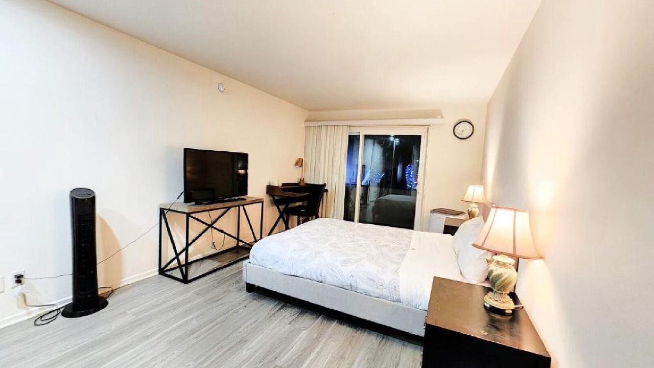 Photo of Bedroom in West Los Angeles