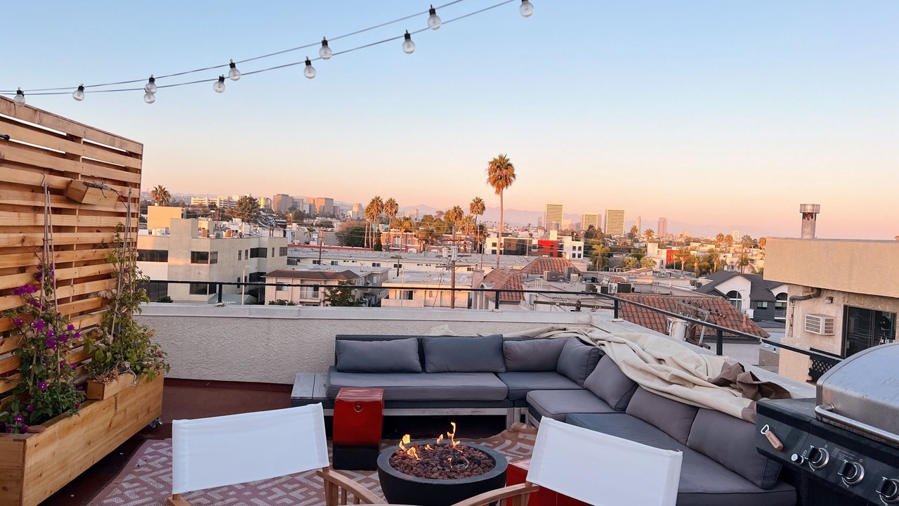 Photo of Outdoor in Sawtelle