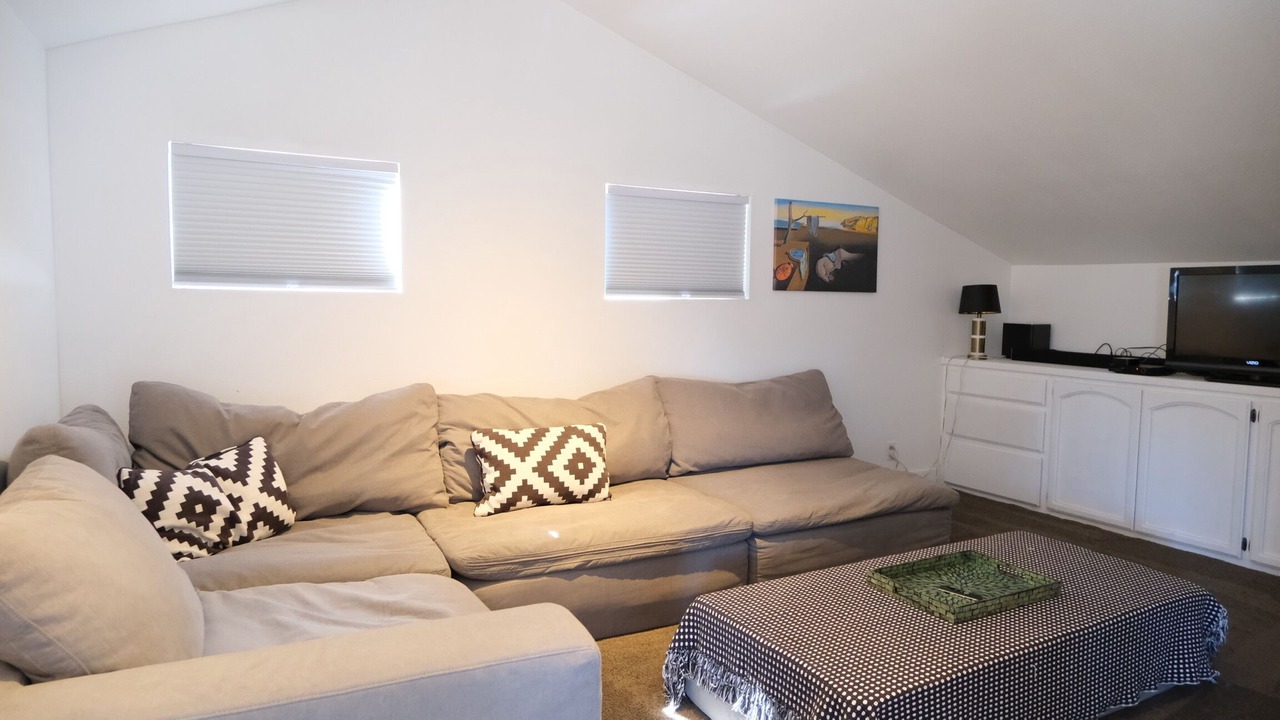 Photo of Livingroom in Ramona