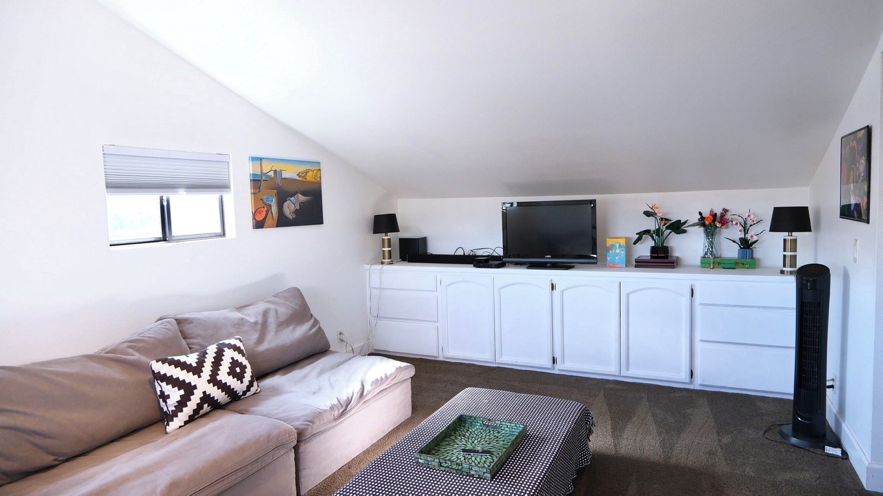 Photo of Livingroom in Ramona