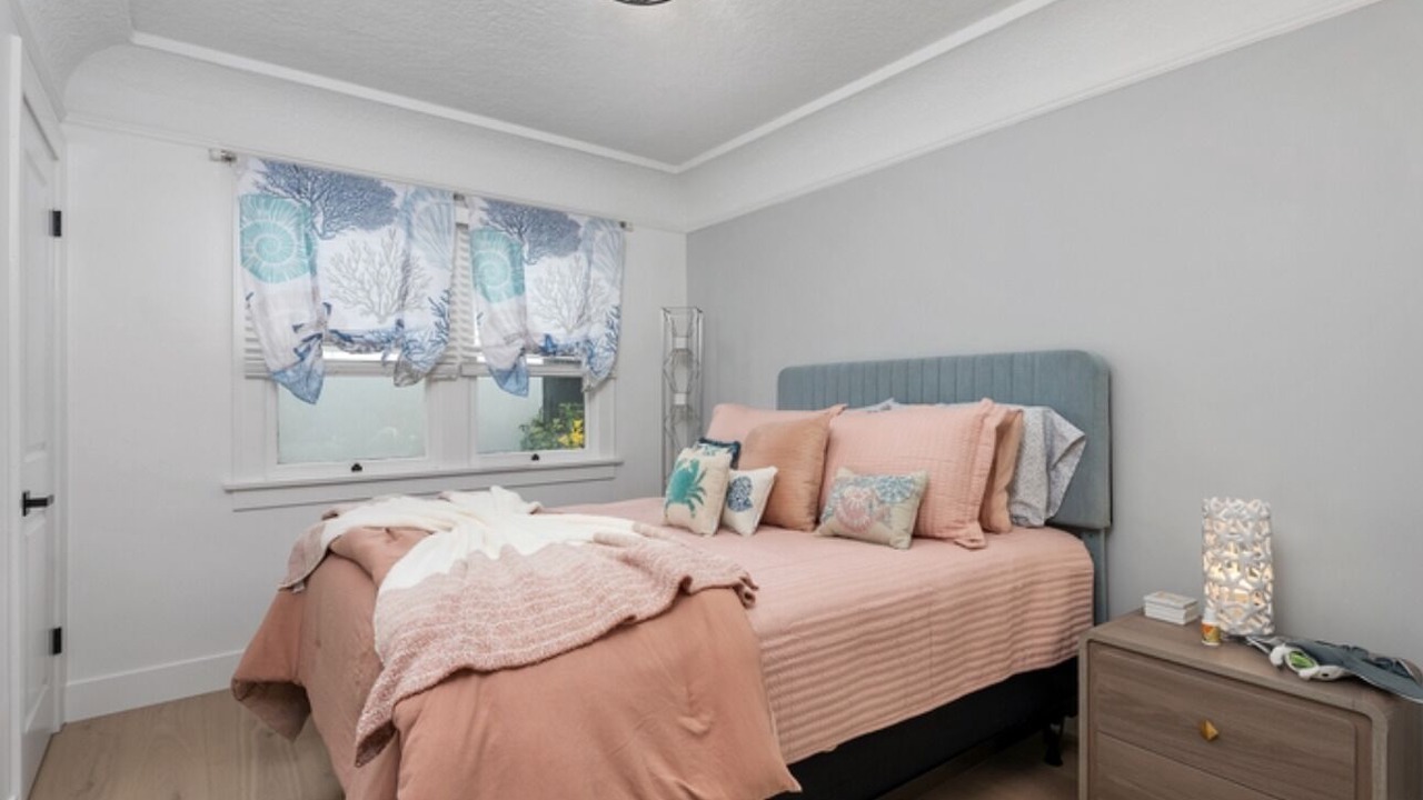Photo of Bedroom in Belmont Shore
