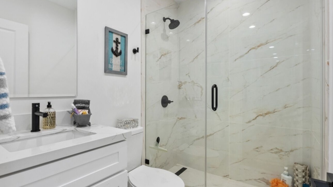 Photo of Bathroom in Belmont Shore