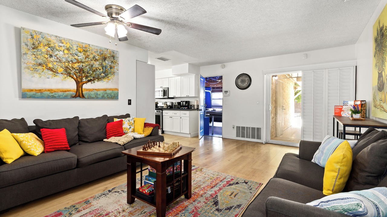 Photo of Livingroom in Winnetka