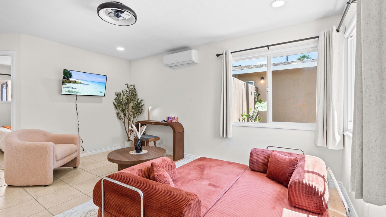Photo of Livingroom in Tustin