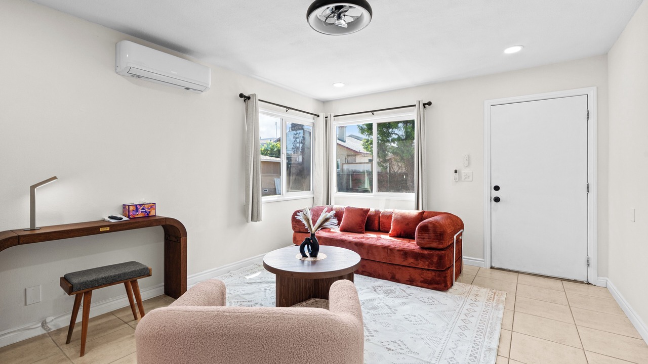 Photo of Livingroom in Tustin