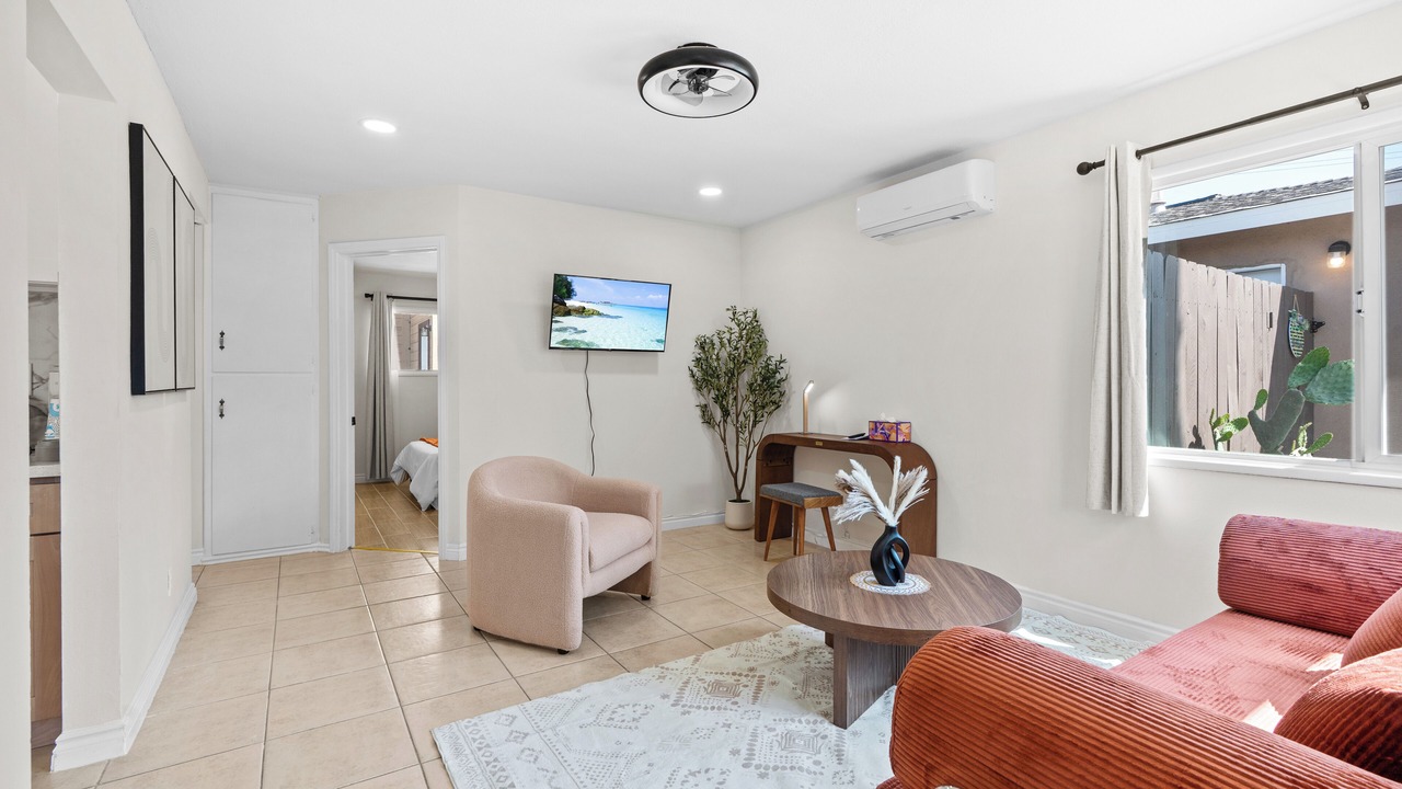 Photo of Livingroom in Tustin