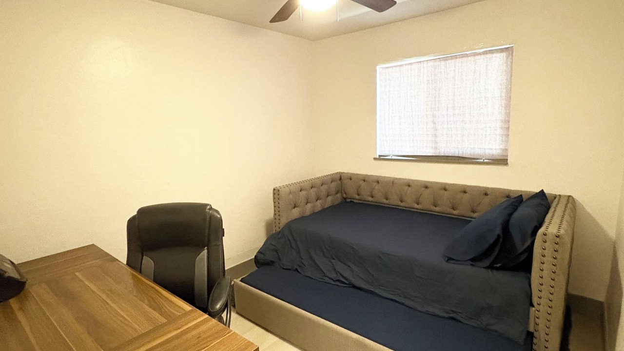 Photo of Bedroom in Nut Tree
