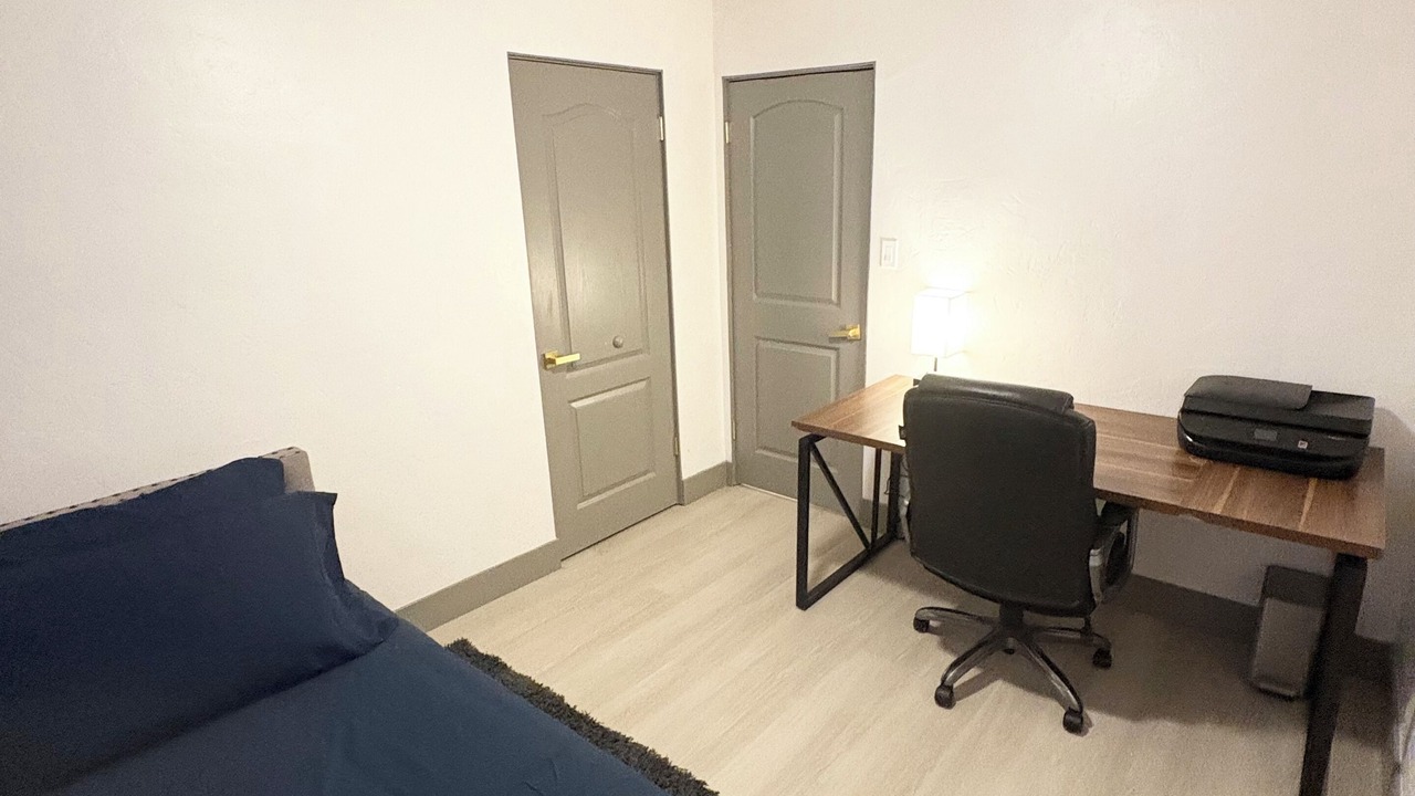Photo of Bedroom in Nut Tree