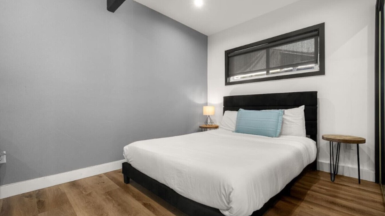 Photo of Bedroom in Woodland Hills