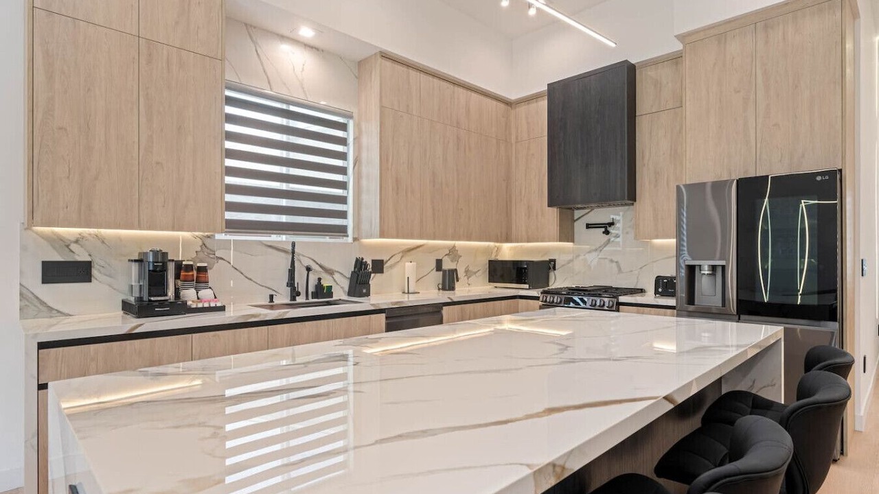 Photo of Kitchen in Valley Glen