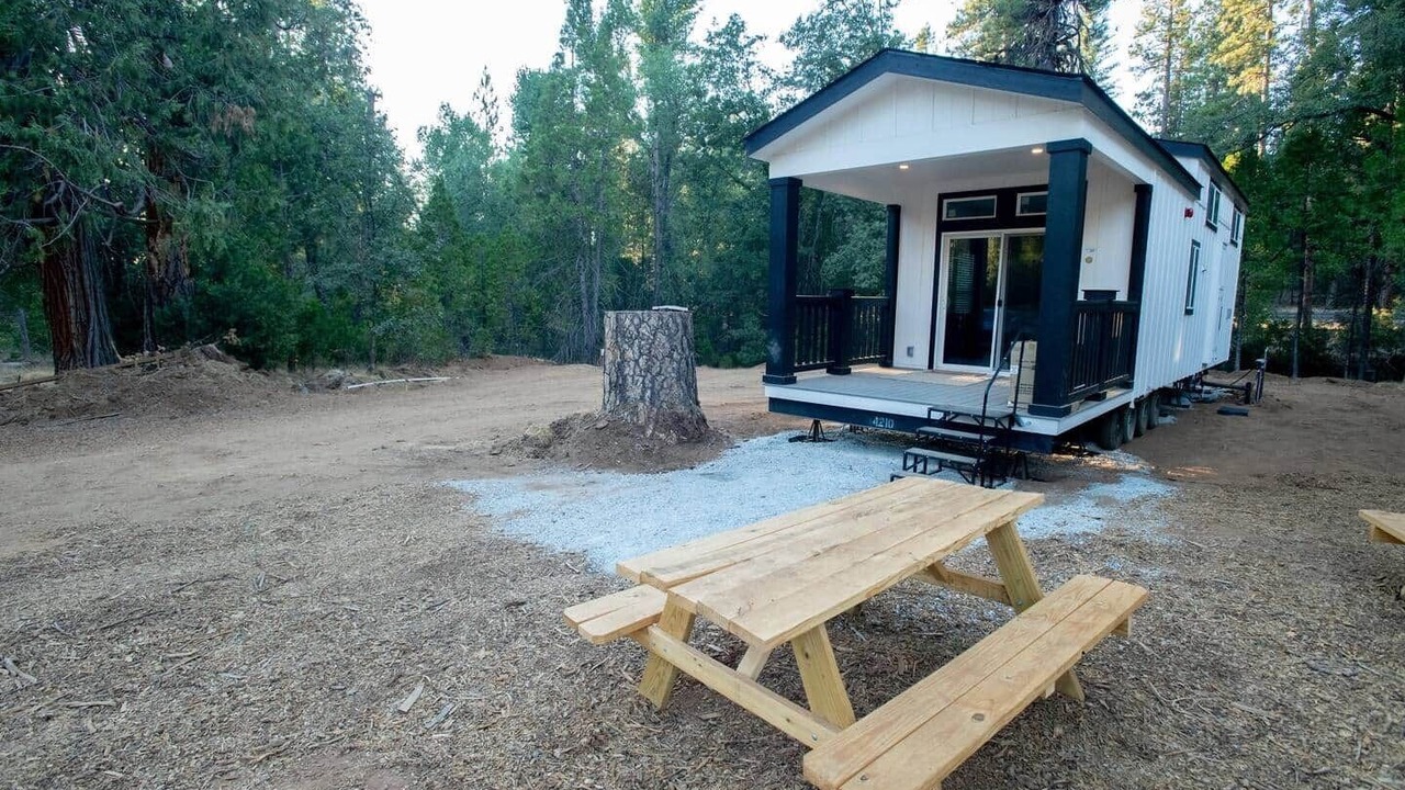 Photo of Outdoor in Groveland