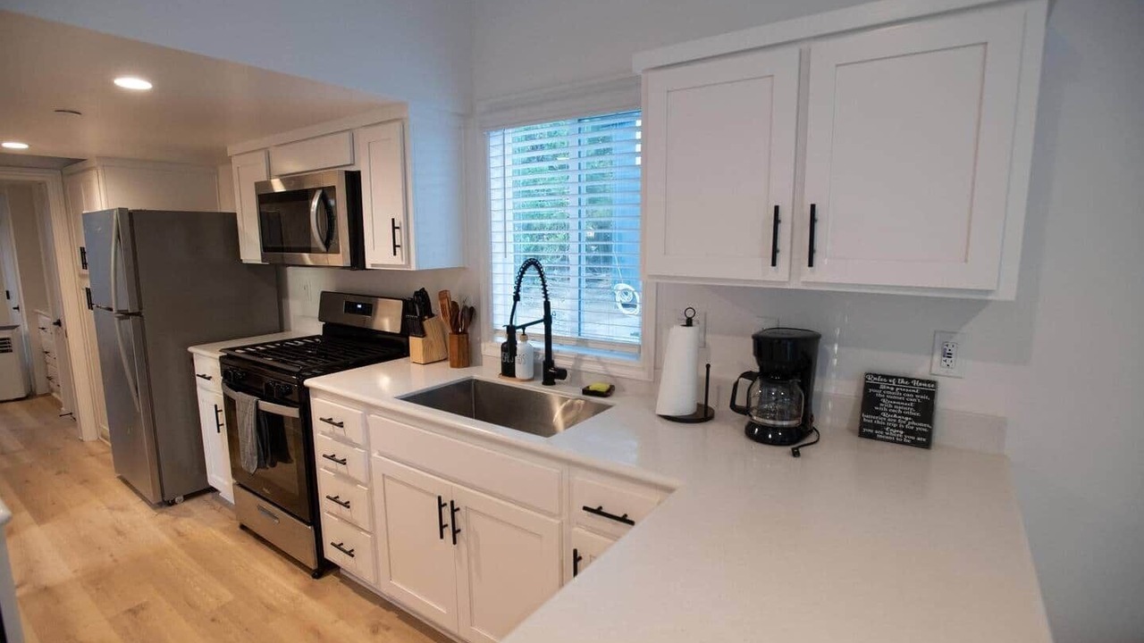 Photo of Kitchen in Groveland