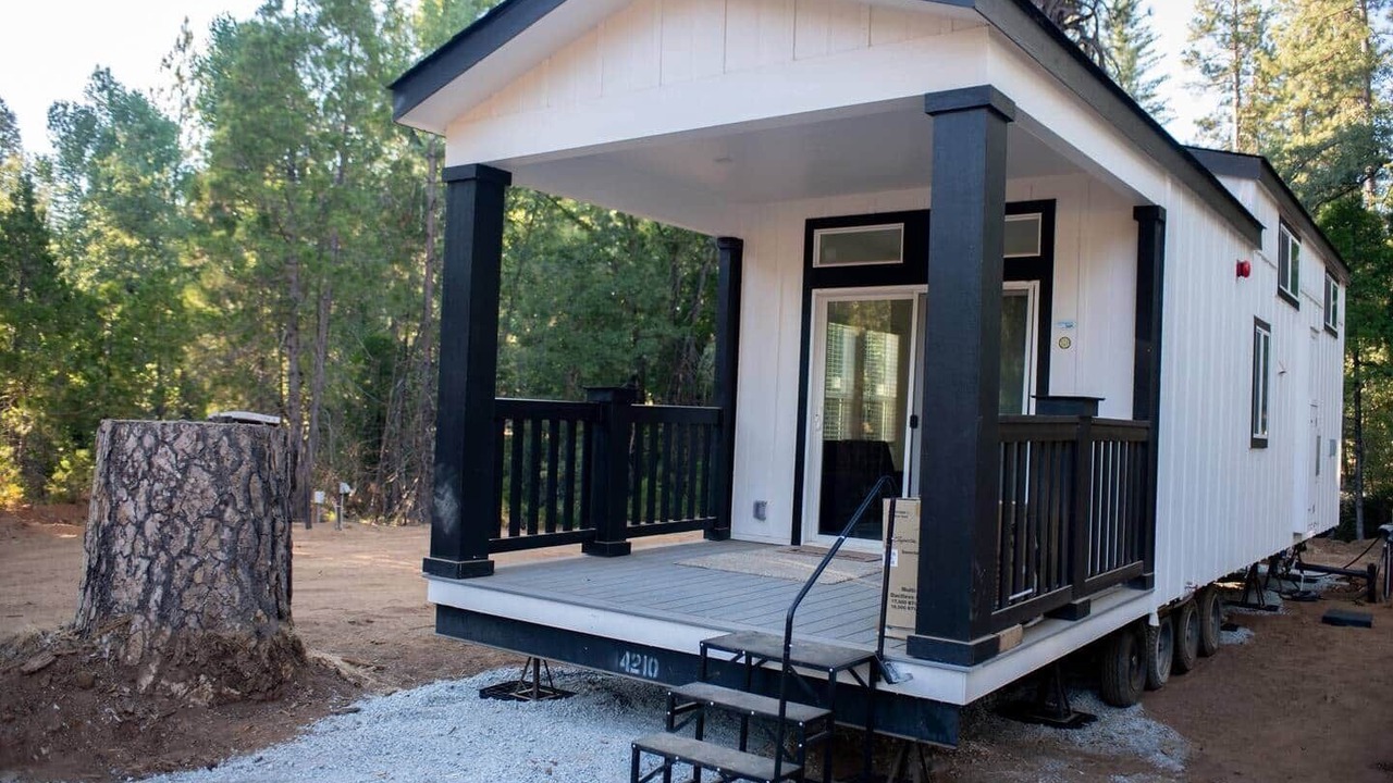Photo of Outdoor in Groveland