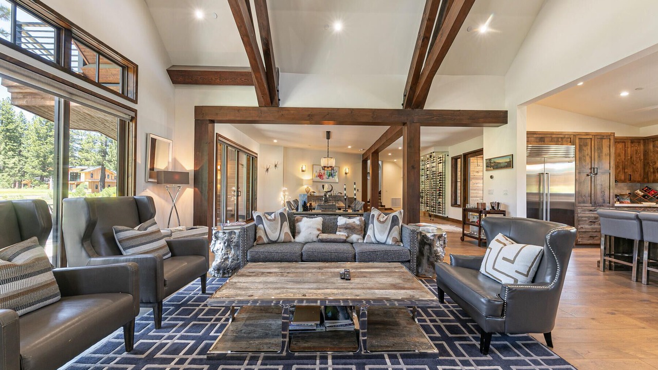 Photo of Livingroom in Ponderosa Palisades