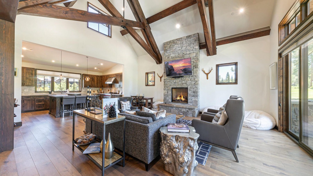 Photo of Livingroom in Ponderosa Palisades