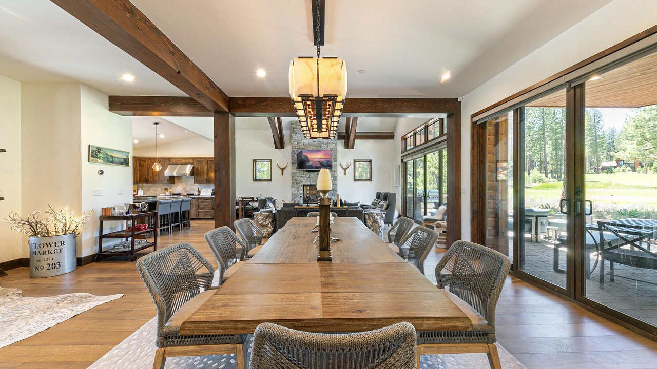 Photo of Livingroom in Ponderosa Palisades