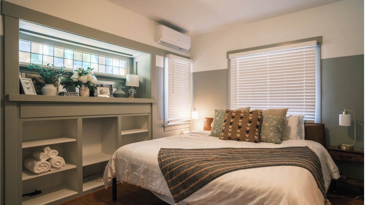 Photo of Bedroom in Pasadena