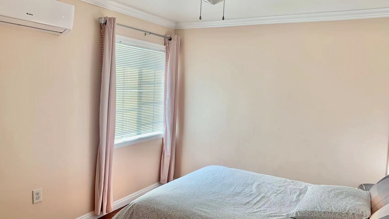 Photo of Bedroom in Bassett