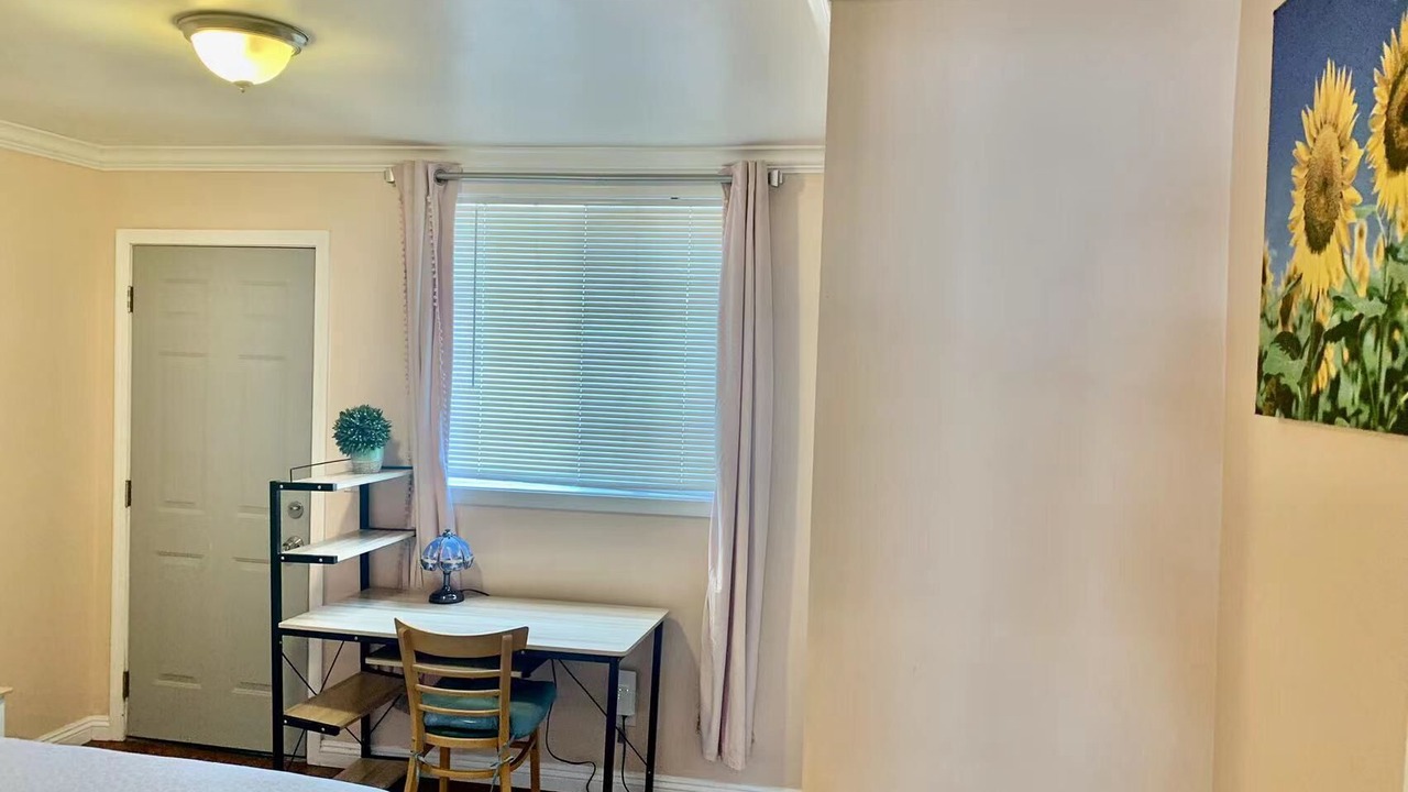 Photo of Bedroom in Bassett