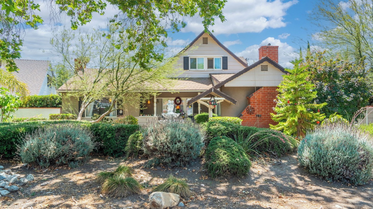Photo of Outdoor in Claremont