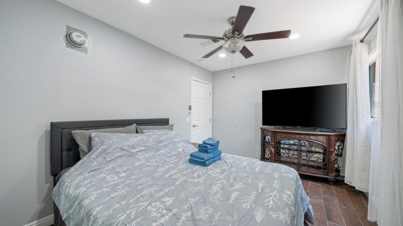 Photo of Bedroom in Claremont