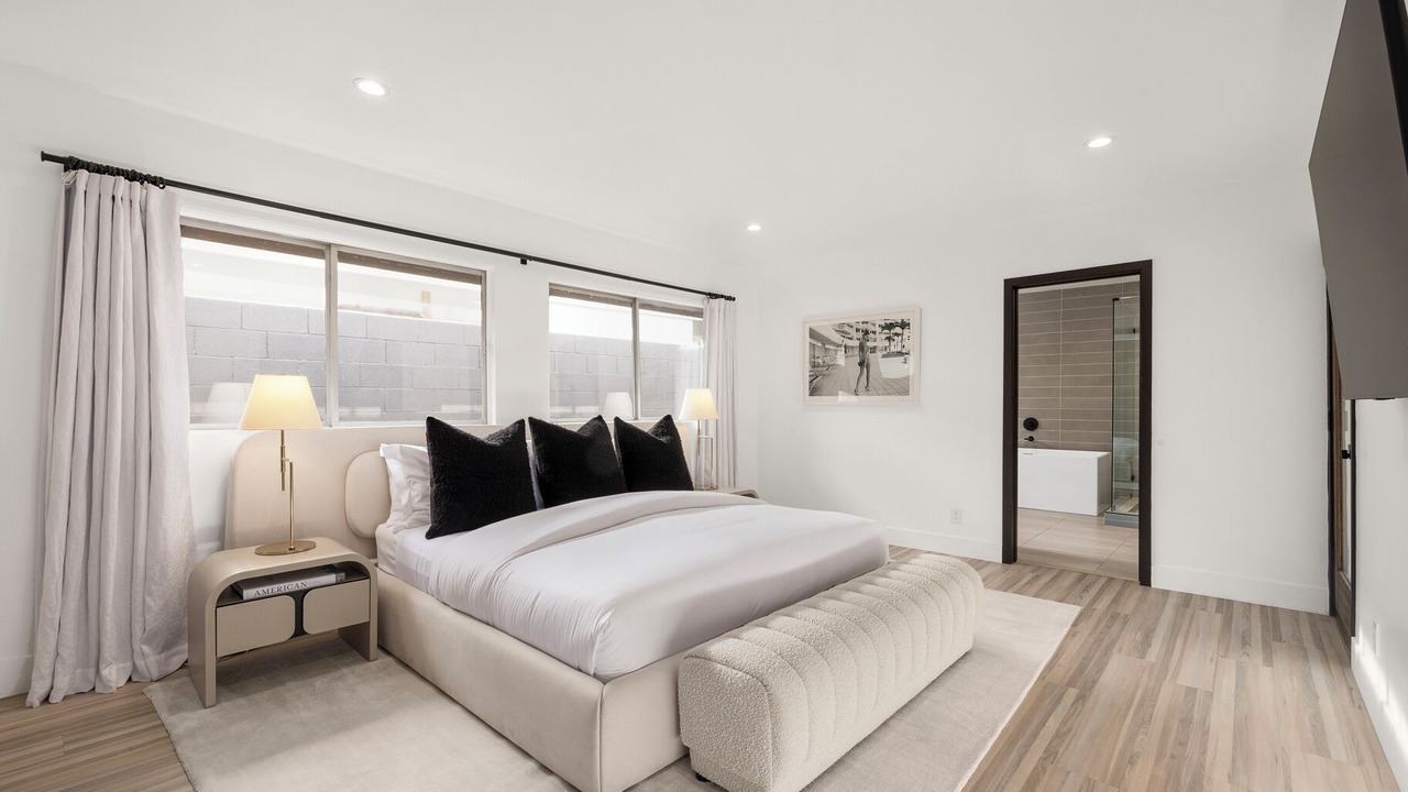 Photo of Bedroom in The Bird Streets