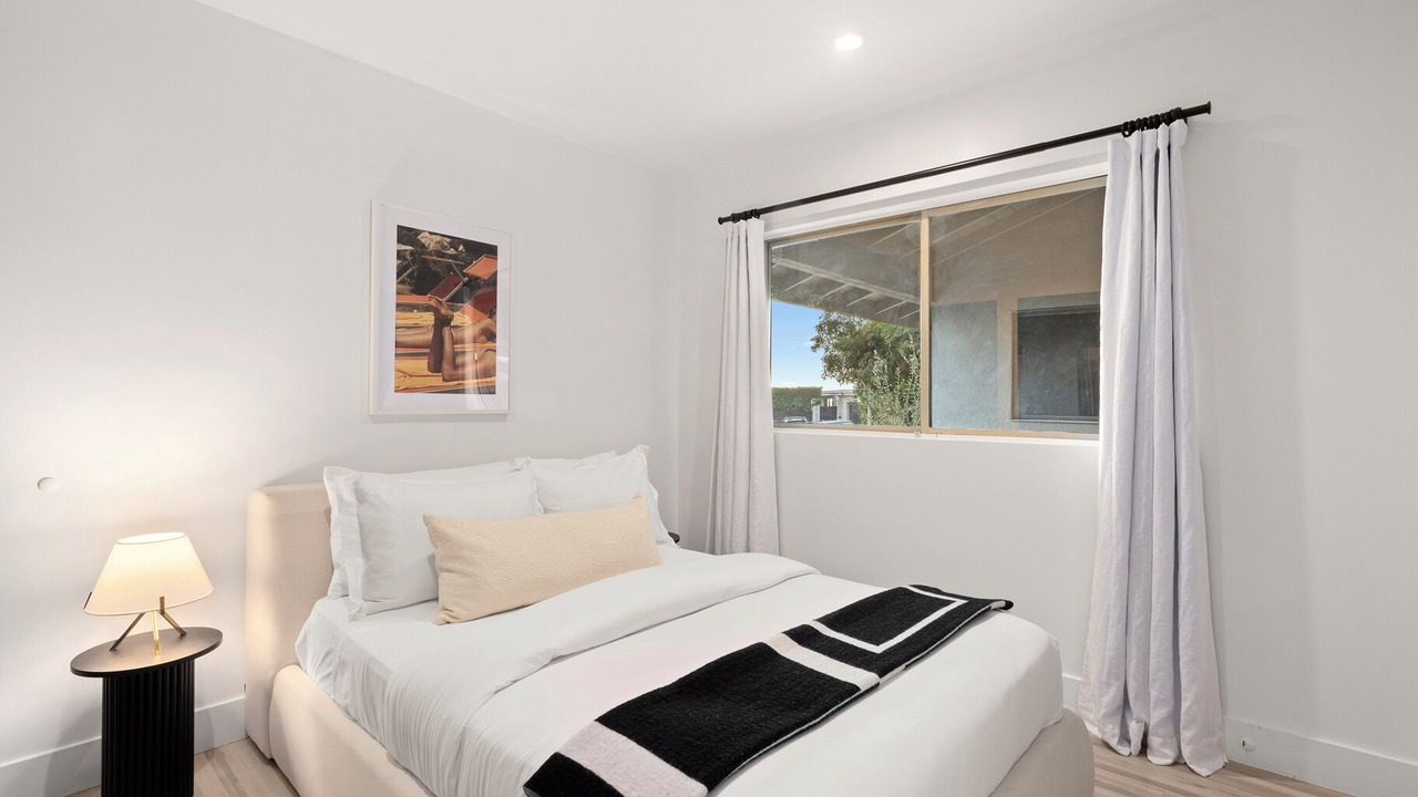 Photo of Bedroom in The Bird Streets