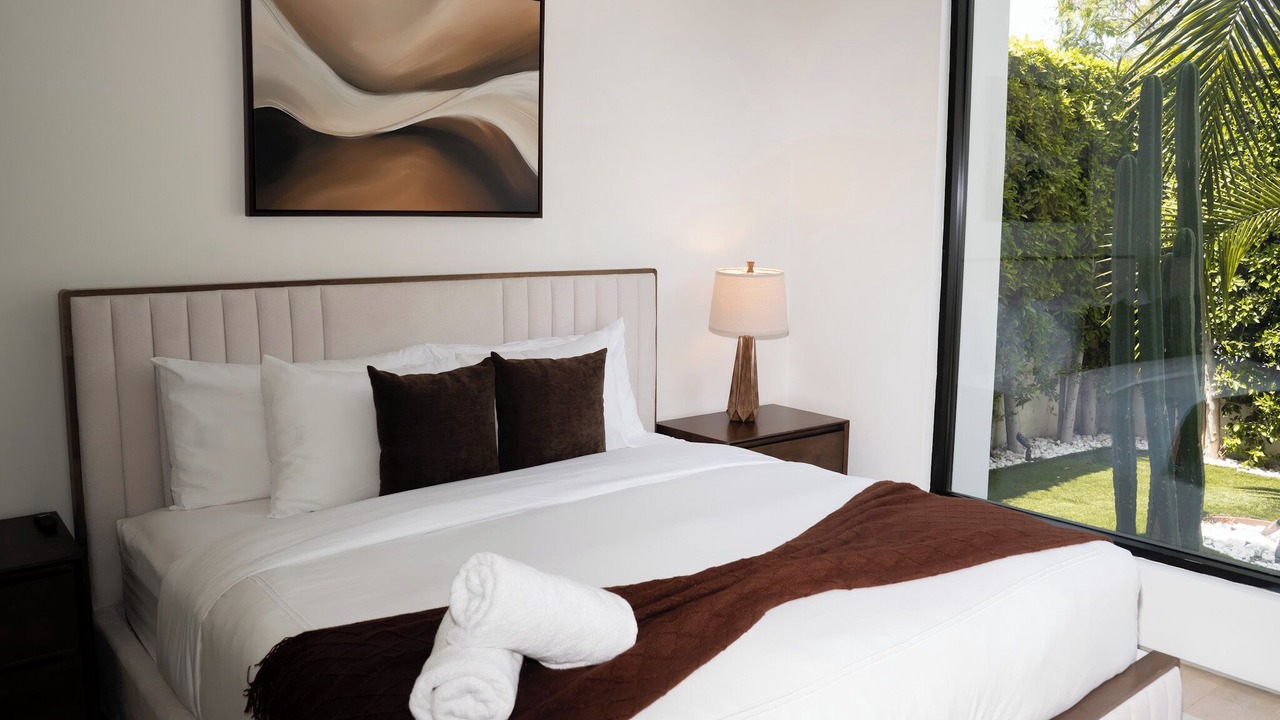 Photo of Bedroom in Beverly Grove
