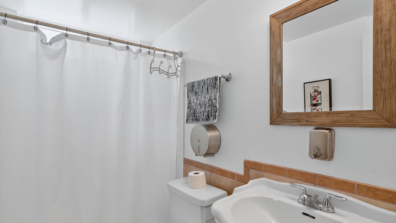Photo of Bathroom in Sea View Estates
