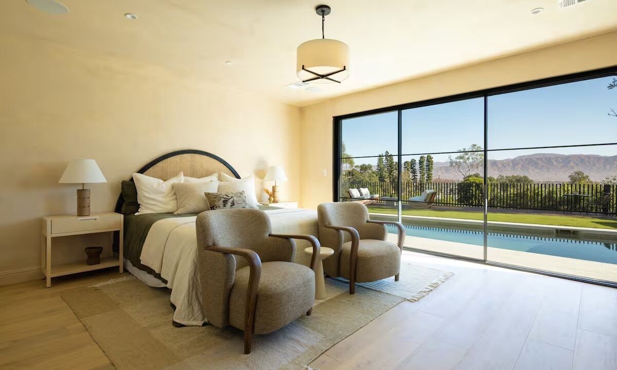 Photo of Bedroom in Studio City