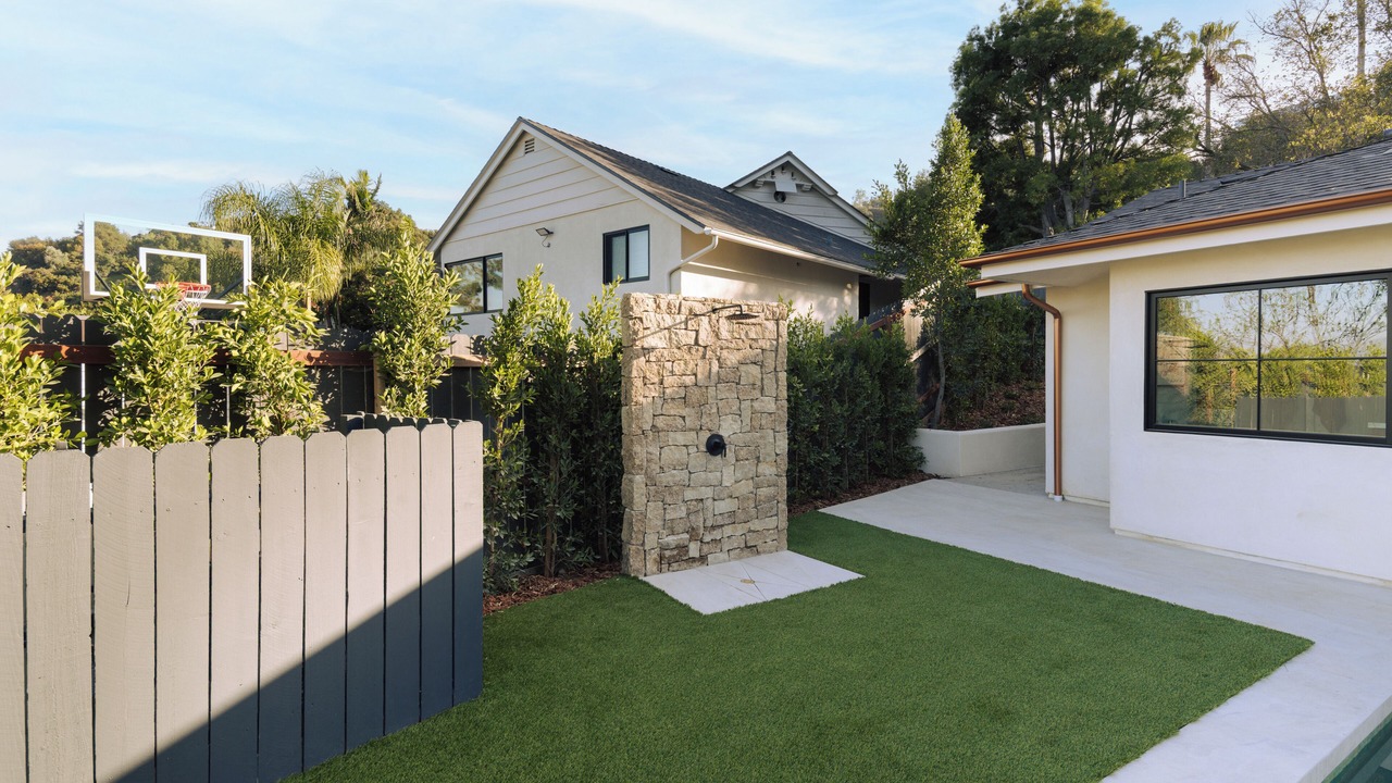 Photo of Outdoor in Studio City