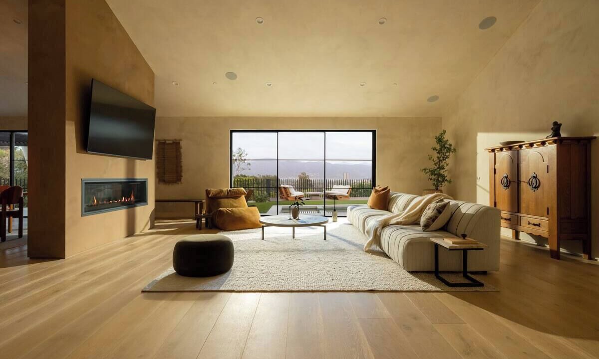 Photo of Livingroom in Studio City