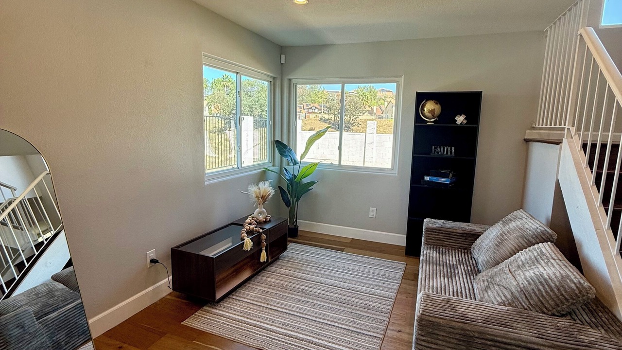 Photo of Livingroom in Canyon Country