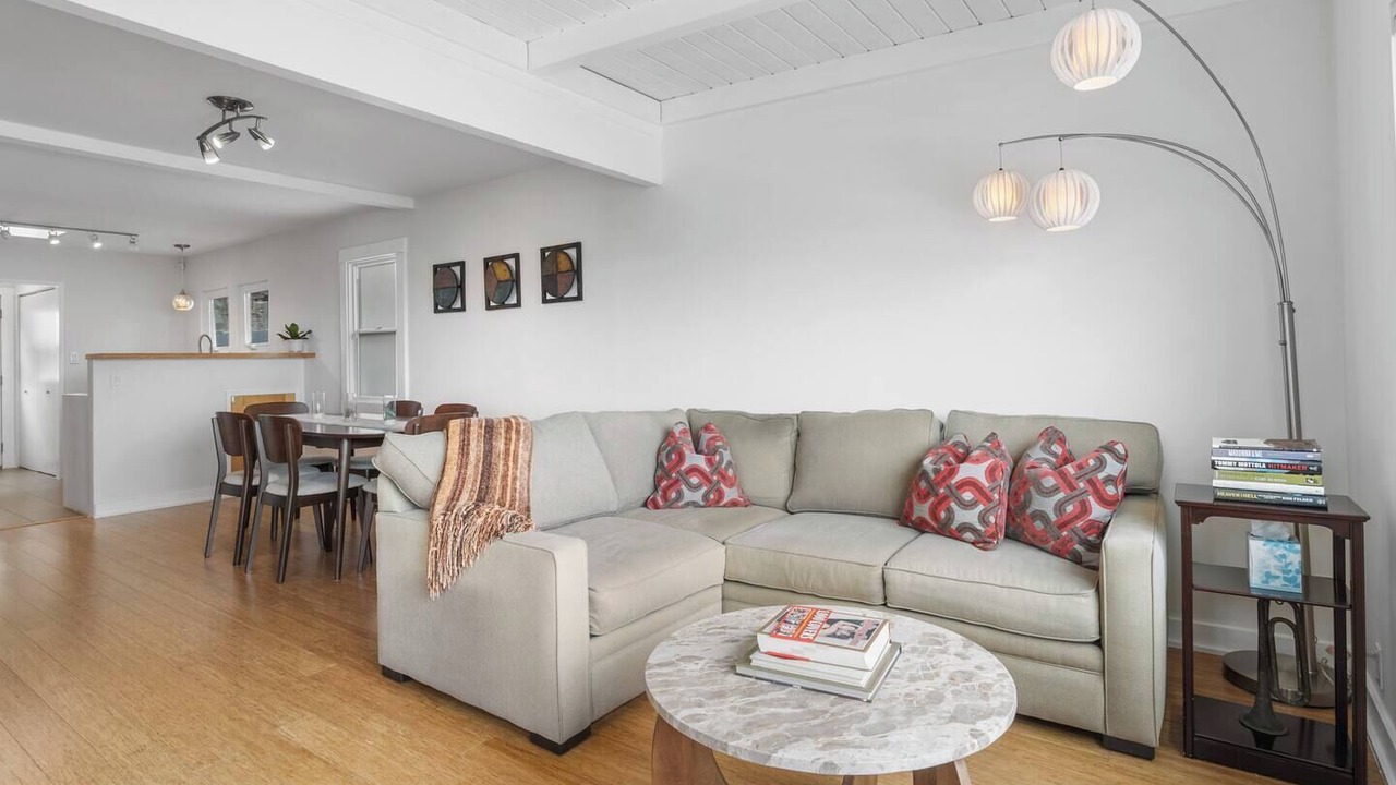 Photo of Livingroom in Los Feliz