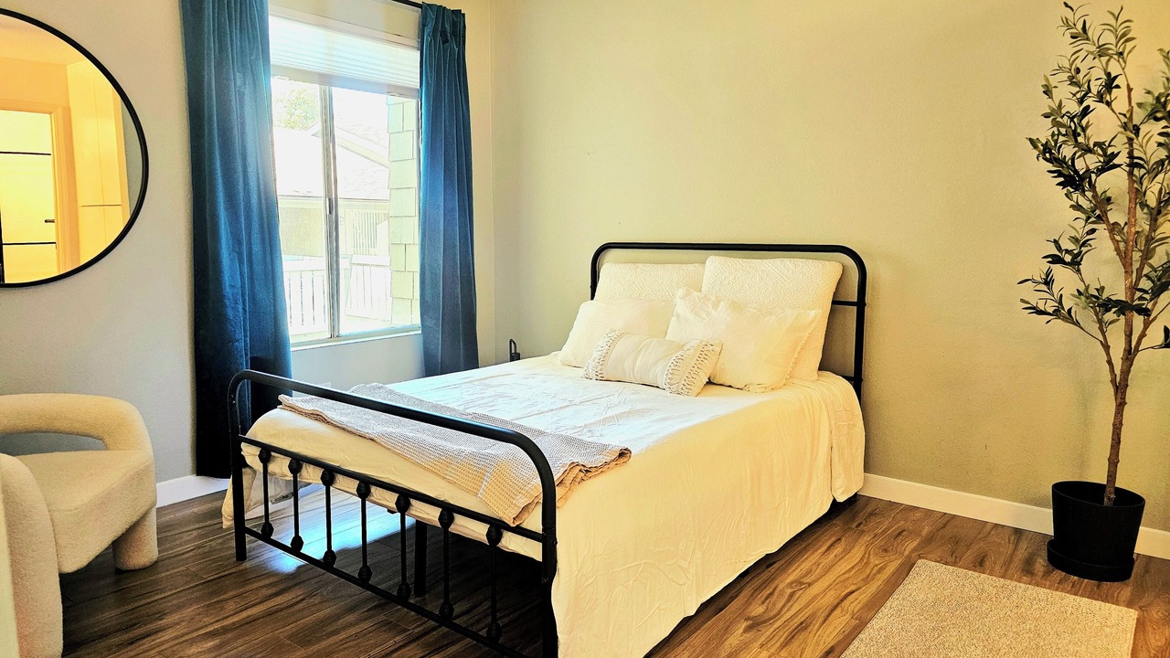 Photo of Bedroom in Westmont