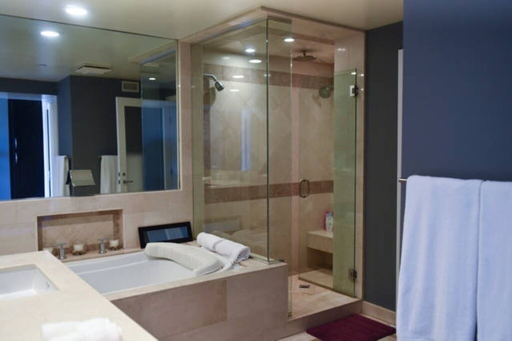 Photo of Bathroom in The Jungle