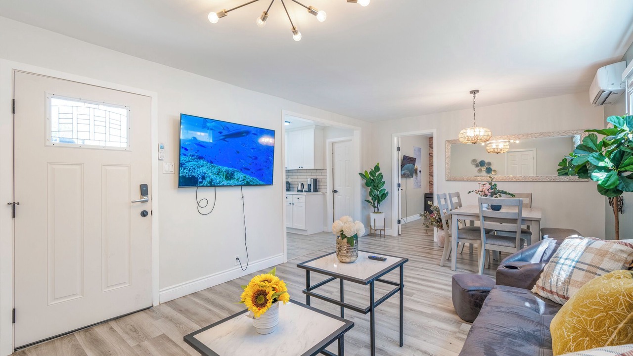 Photo of Livingroom in Alhambra