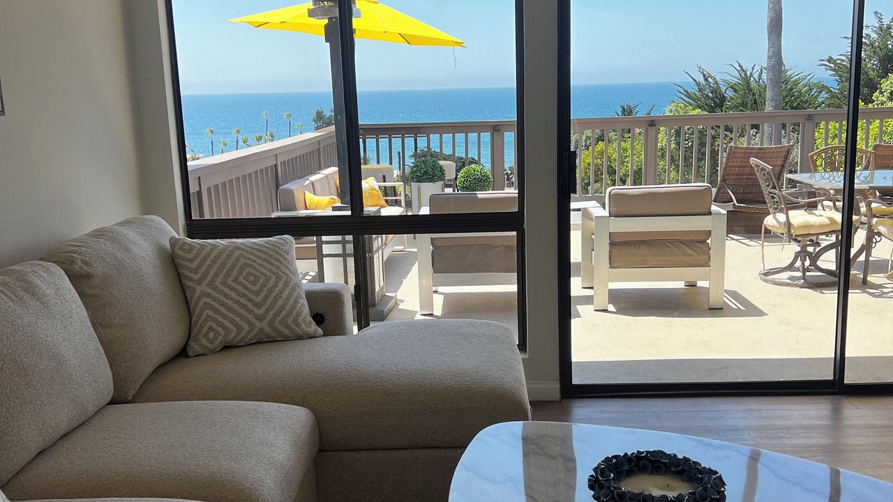 Photo of Livingroom in Malibu