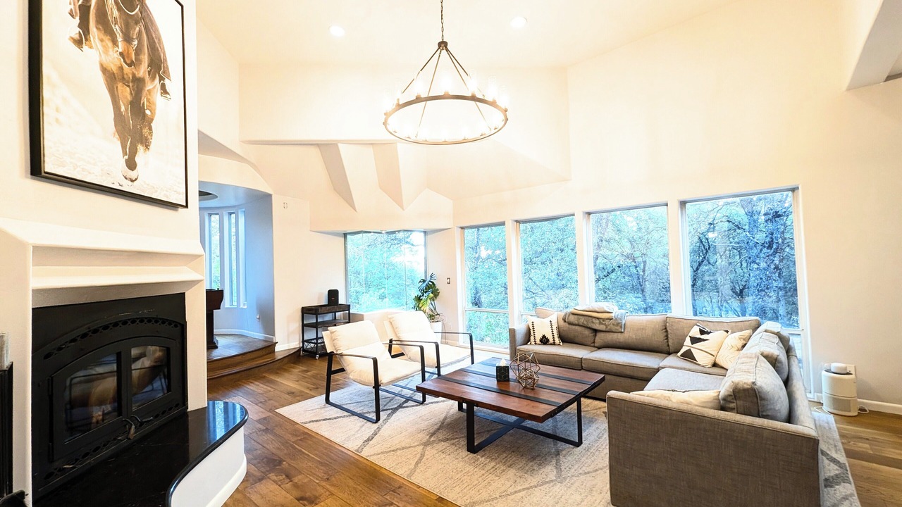 Photo of Livingroom in Lake Wildwood