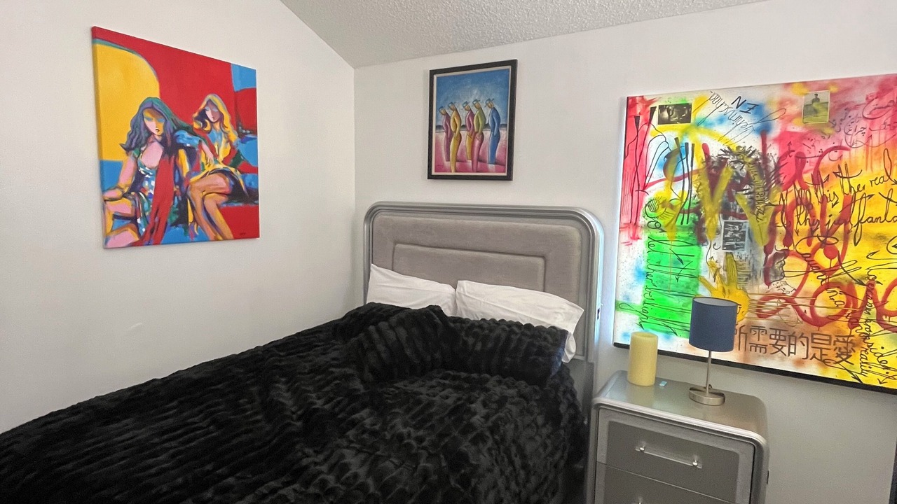 Photo of Bedroom in Newhall