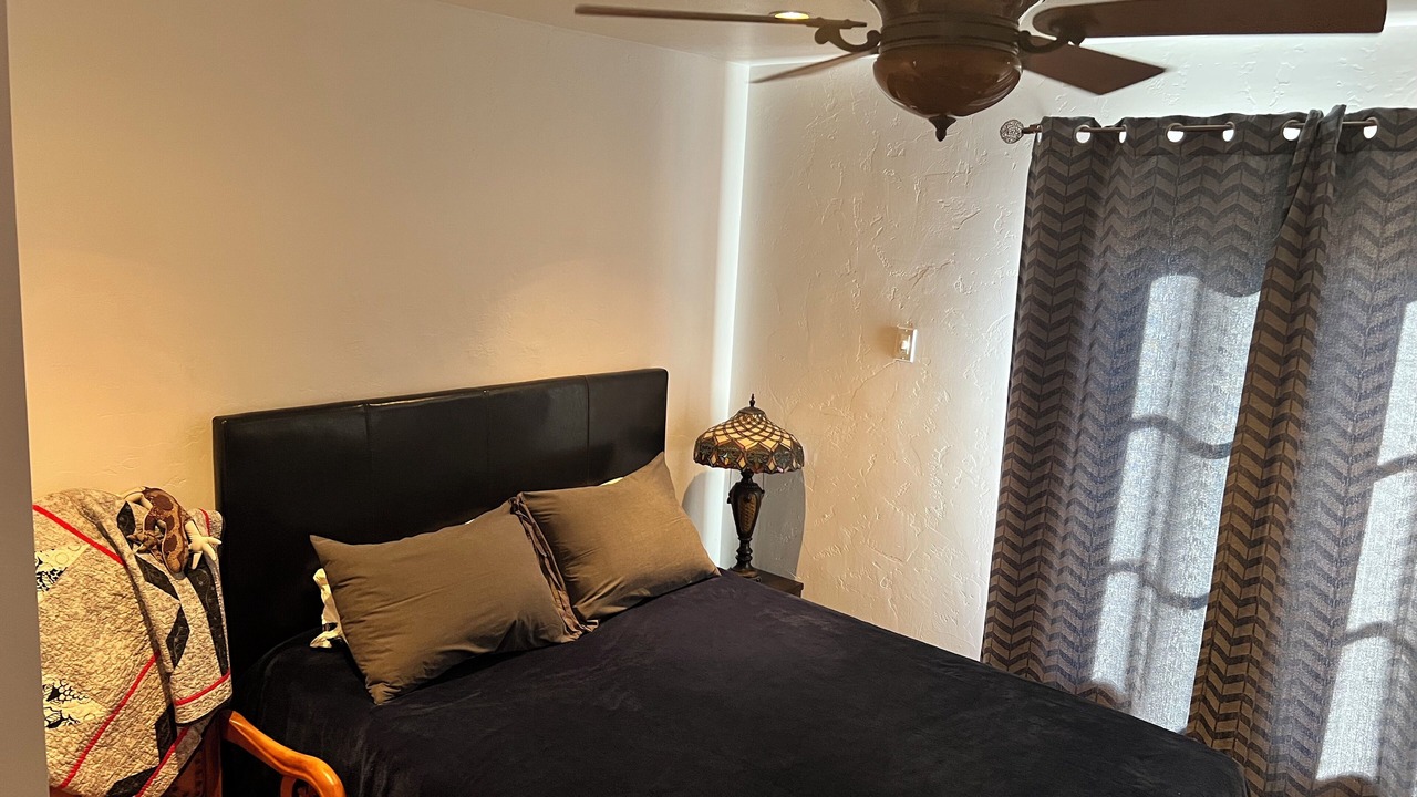 Photo of Bedroom in Belmont Shore