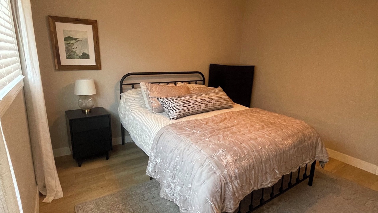 Photo of Bedroom in Van Nuys