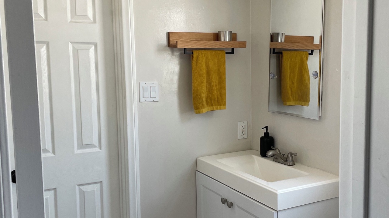 Photo of Bathroom in Van Nuys