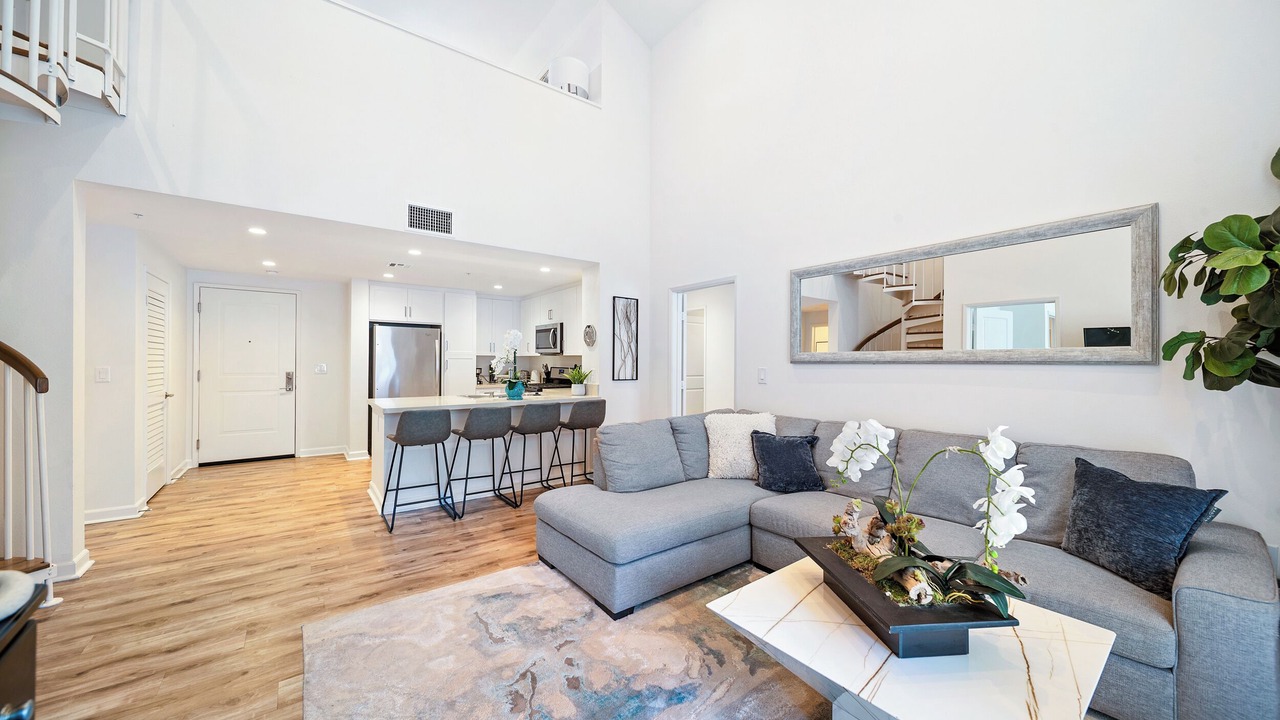 Photo of Livingroom in Irvine