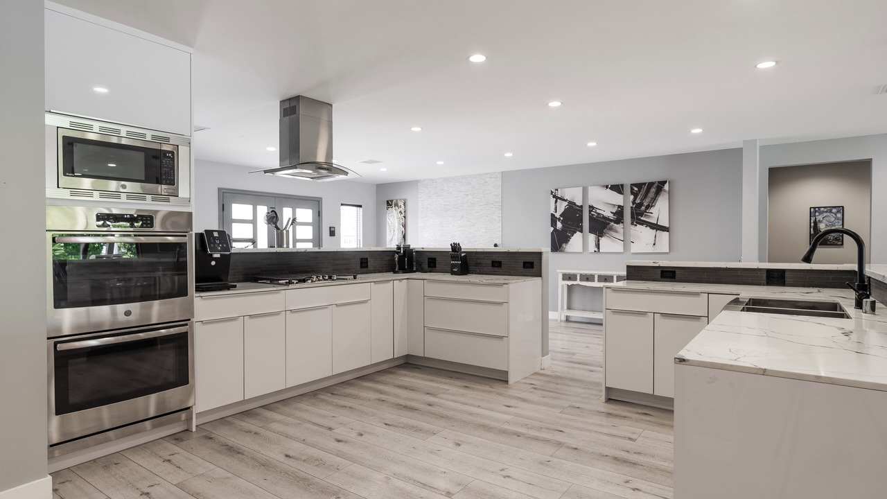 Photo of Kitchen in Lake Balboa