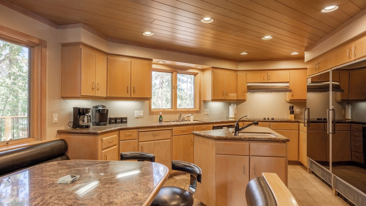 Photo of Kitchen in Evergreen Estates