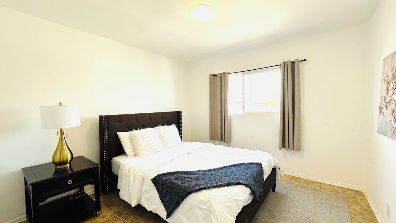 Photo of Bedroom in Los Angeles